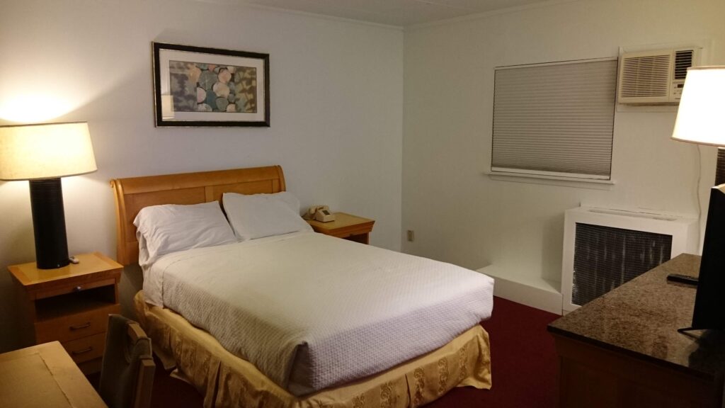 Room-108-P4